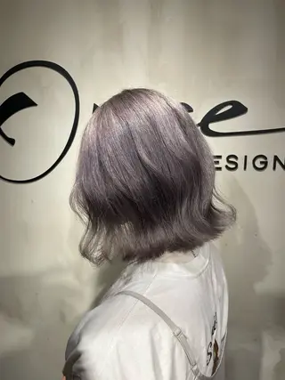 ミディアム カラー 艶感/レイヤーカット 🌐Taketoのヘアスタイル