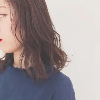 ミディアム カラー cyan SANAMIのヘアスタイル