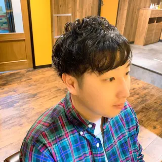 ショート パーマ メンズ ヨシダ アズサのヘアスタイル