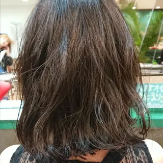 ミディアム 原 萌香のヘアスタイル