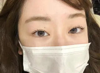 ネイル マツエク・マツパ アイブロウ Nail&eye Belire 新宿のネイルデザイン