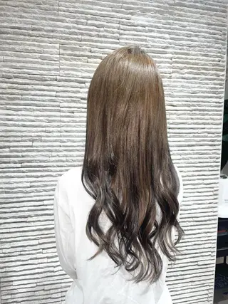 ロング 嶋田 ゆきのヘアスタイル