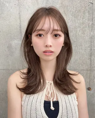 ミディアム カラー ヘアアレンジ 【柔らか透明感✨/ 似合せ前髪】大石葉月のヘアスタイル