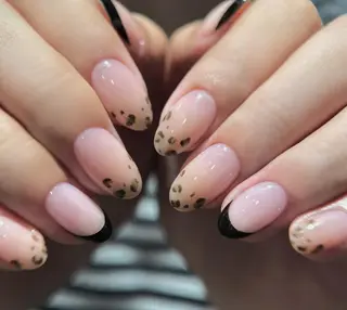 ネイル Pure&Rich Nailのネイルデザイン