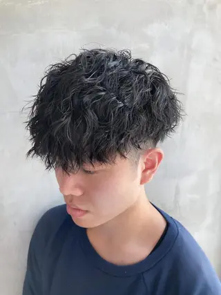 ショート パーマ メンズ 波巻きスパイラルパー マ/シャドウパーマ駿のヘアスタイル