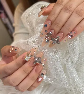 ネイル リボン、ガーリー パーツ放題専門店のネイルデザイン