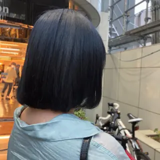 ミディアム カラー 山崎 絵莉香のヘアスタイル