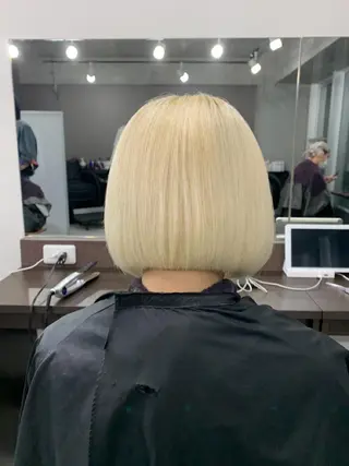 ミディアム カラー パーマ ヘアアレンジ メンズ キッズ ネイル マツエク・マツパ アイブロウ ハイトーンNo.1 👩🏼NaGiSaのヘアスタイル