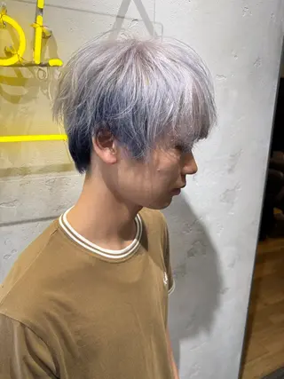 ショート カラー メンズ kanta 梅田 韓国ハイトーンのヘアスタイル