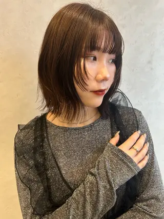 ミディアム カラー レイヤー/インナー カラー🦋ルイのヘアスタイル