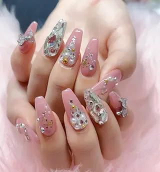 ネイル MoonNail ユリ🌸のネイルデザイン
