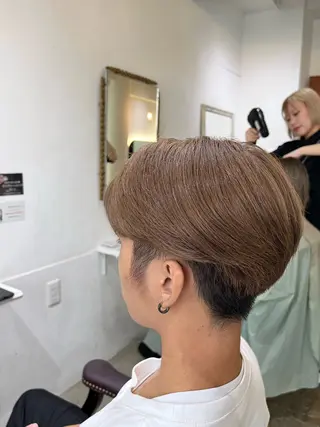 ショート カラー メンズ 中田 信太郎のヘアスタイル