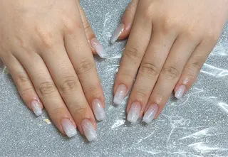 ネイル VIERU 🌈🎀💖のネイルデザイン