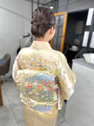 セミロング ヘアアレンジ 伊藤 栄子のヘアスタイル