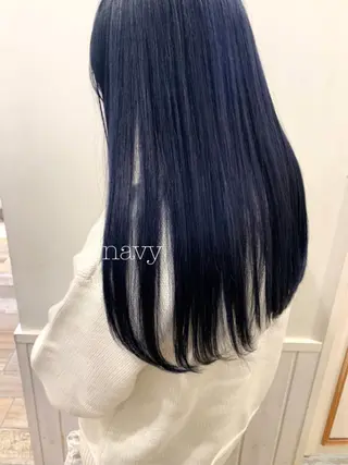 ロング カラー ぱつっとボブ/ 小野あかねのヘアスタイル