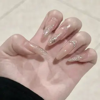 ネイル リ シホウのネイルデザイン