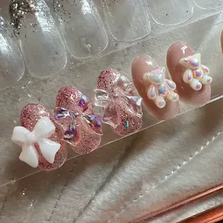 ネイル MIKA／耳ツボ ／マグネットネイルのネイルデザイン