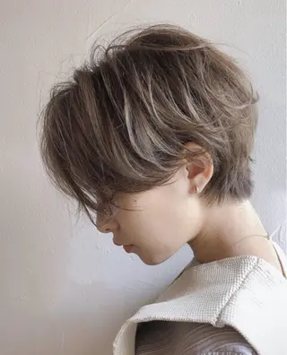 ショート カラー 川口開世 short cutのヘアスタイル