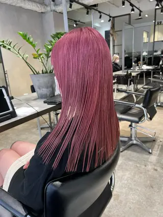 ロング カラー nishido ハイライト/パーマのヘアスタイル