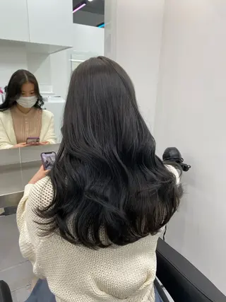 ロング カラー パーマ ヘアアレンジ メンズ 盛れ韓国ハイトーン 🎀Himari🎀のヘアスタイル