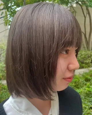 ミディアム カラー 透明感/ハイトーン ／レッドカラー🍓のヘアスタイル