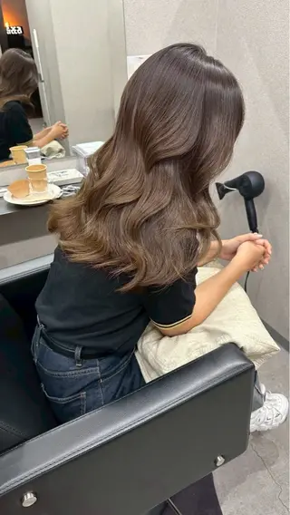 ロング 木下 結月果のヘアスタイル