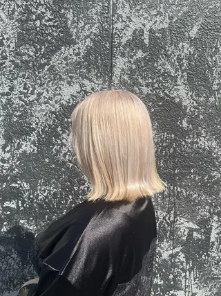 ショート カラー 手塚 由佳のヘアスタイル