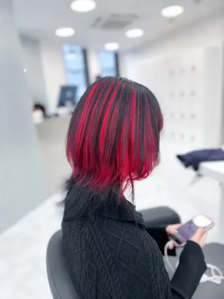ミディアム カラー ウルフ&レイヤー特化 まとまる美髪矯正のヘアスタイル