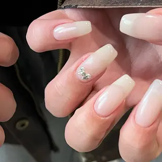 ネイル repos 金山ネイルサロンのネイルデザイン