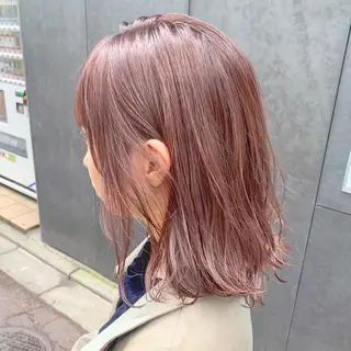 ミディアム パーマ 🩶透髪×モテ髪🩶 池袋SHE🏹🩶のヘアスタイル