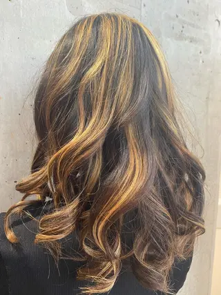 セミロング カラー な つのヘアスタイル