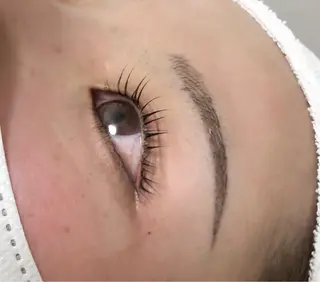 マツエク・マツパ 谷口 優奈のヘアスタイル