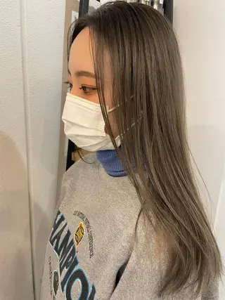 セミロング カラー レイヤー べージュ 白石研太のヘアスタイル
