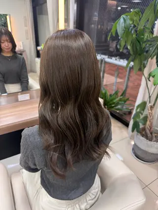 ロング ダブルカラーベージュ カラー/tuburaのヘアスタイル