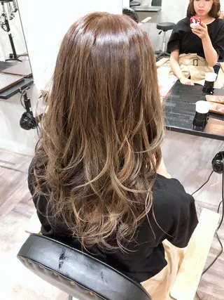 セミロング カラー 中村 優志のヘアスタイル