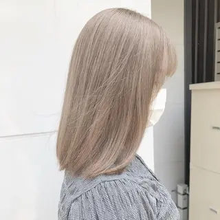 ミディアム カラー gisel エリナのヘアスタイル