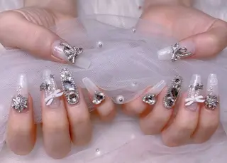 ネイル UMI ネイルサロン新宿🎀のネイルデザイン