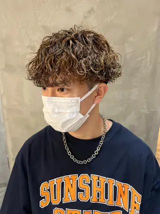 ショート パーマ メンズ 波巻きスパイラルパー マ/シャドウパーマ駿のヘアスタイル