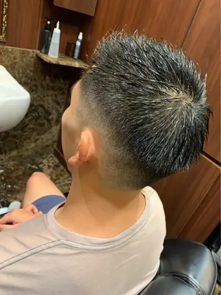 ショート メンズ 羽木 隆徒のヘアスタイル