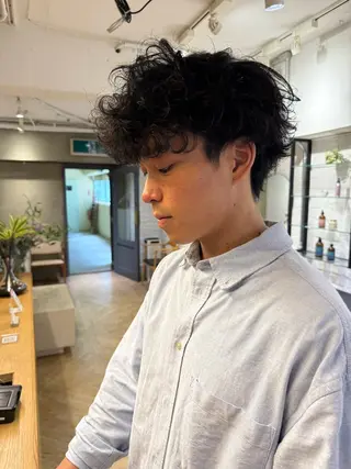 ミディアム メンズ シャドウパーマ 田形清流のヘアスタイル