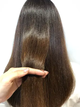 ロング トップ スタイリストのヘアスタイル