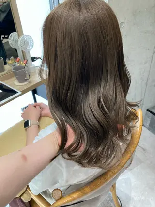 ミディアム ✨色持ちの良い艶 カラー✨蟹江真世のヘアスタイル