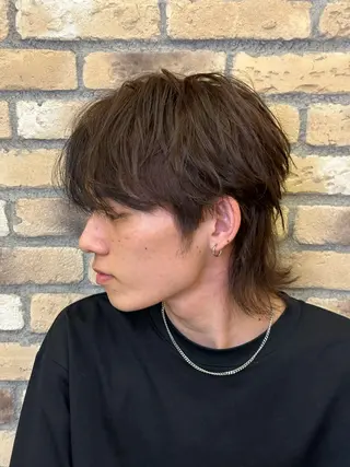 メンズ メンズ特化シャドウパ ーマラウンドマッシュのヘアスタイル