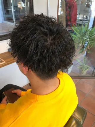 ショート パーマ メンズ 冨士川 英樹のヘアスタイル