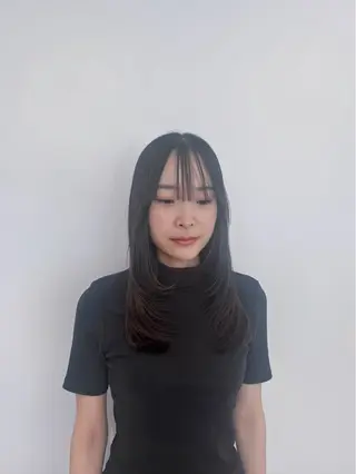 セミロング ★韓国トレンドカット ★むなかたももかのヘアスタイル