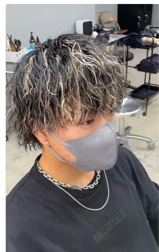 ショート カラー パーマ メンズ メンズ専門サロン wokeのヘアスタイル