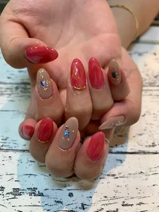 ネイル 高尾 梨花のネイルデザイン