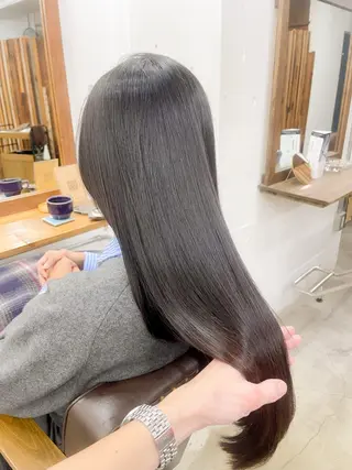 ロング 髪質改善 縮毛矯正 ロングヘア サイトウのヘアスタイル