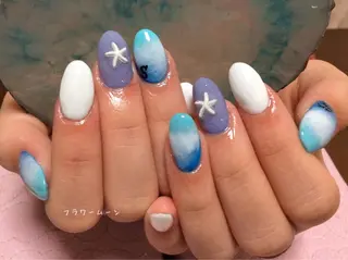 ネイル フラワー ムーンのネイルデザイン