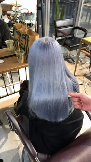 セミロング カラー パーマ ヘアアレンジ ブリーチカラー🤍 颯馬🐈‍⬛のヘアスタイル